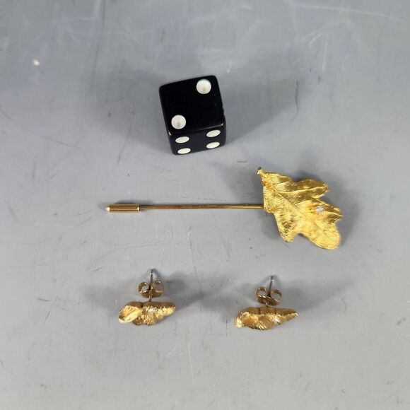 3 pc Gold Tone Leaf Post Earrings Stick Pin Set Rhinestone Avon Costume Jewelry - Picture 9 of 9